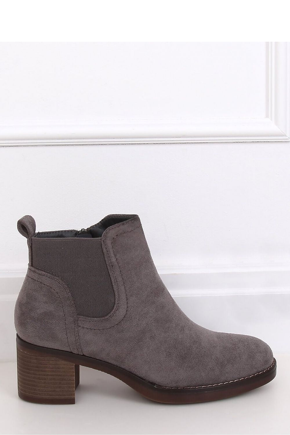 Heel boots model 146819 Inello