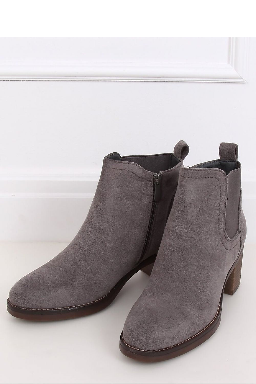 Heel boots model 146819 Inello