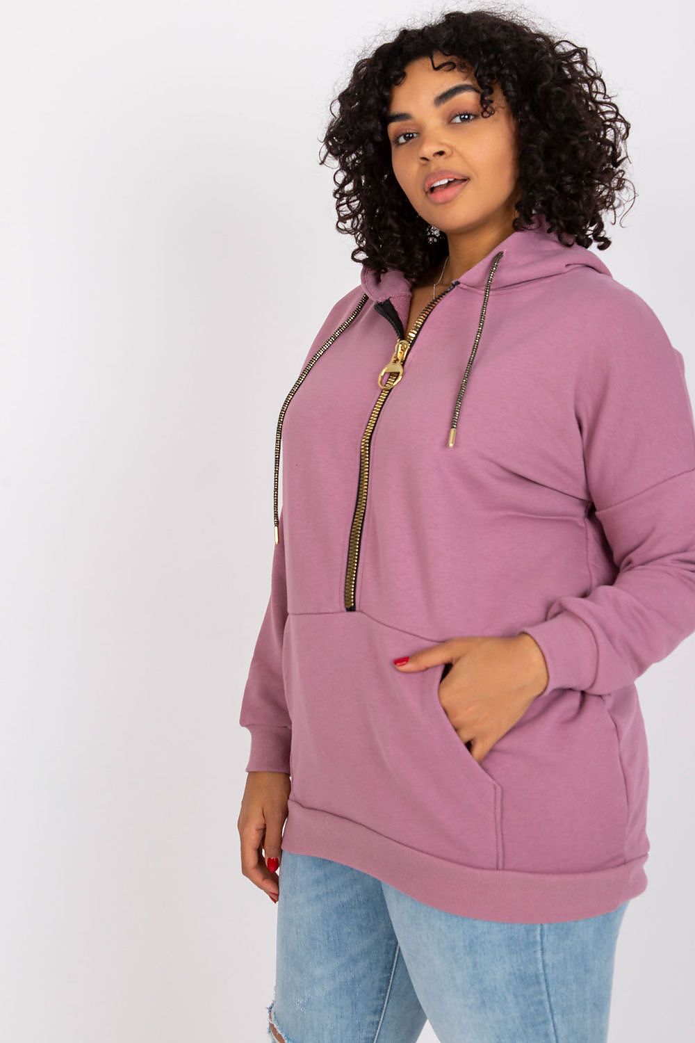 Sweatshirt model 163014 Relevance