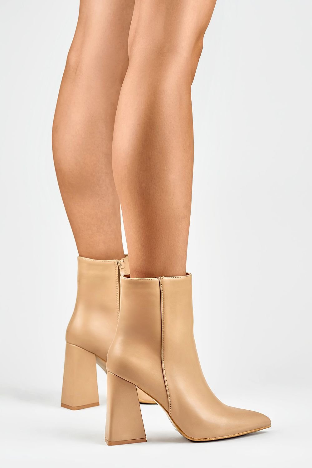 Heel boots model 185181 PRIMO
