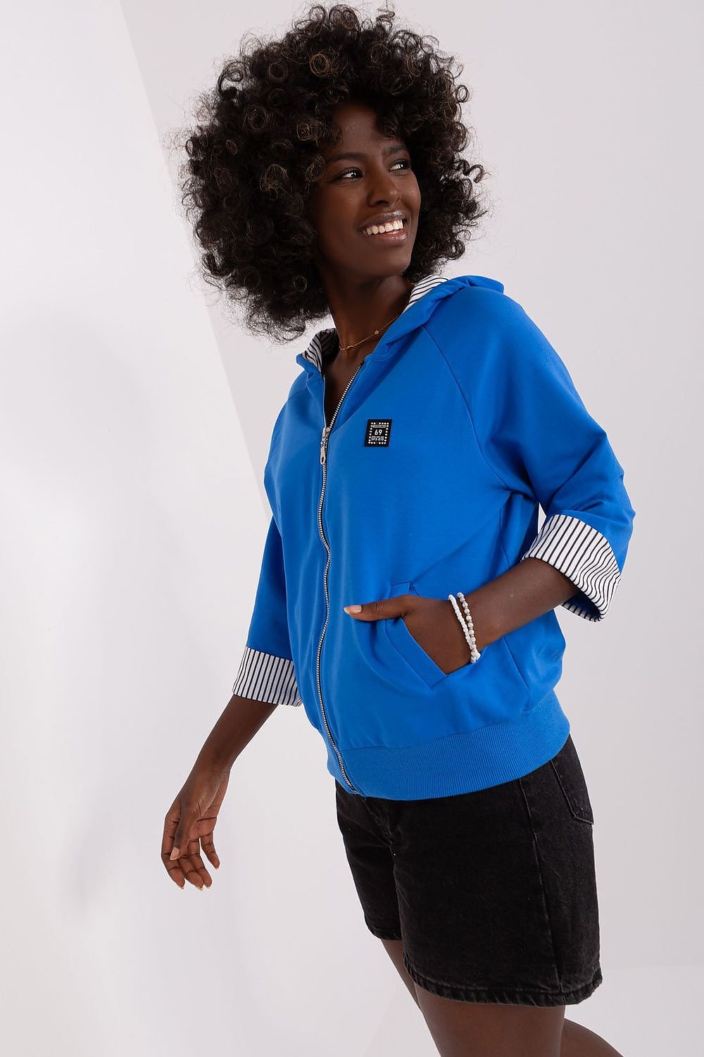 Sweatshirt model 185941 Relevance