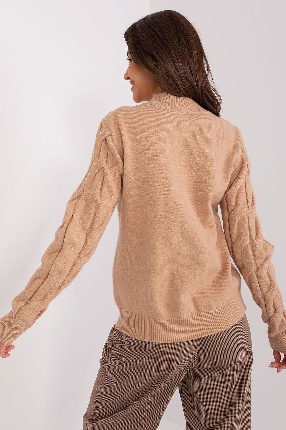 Jumper model 186743 AT