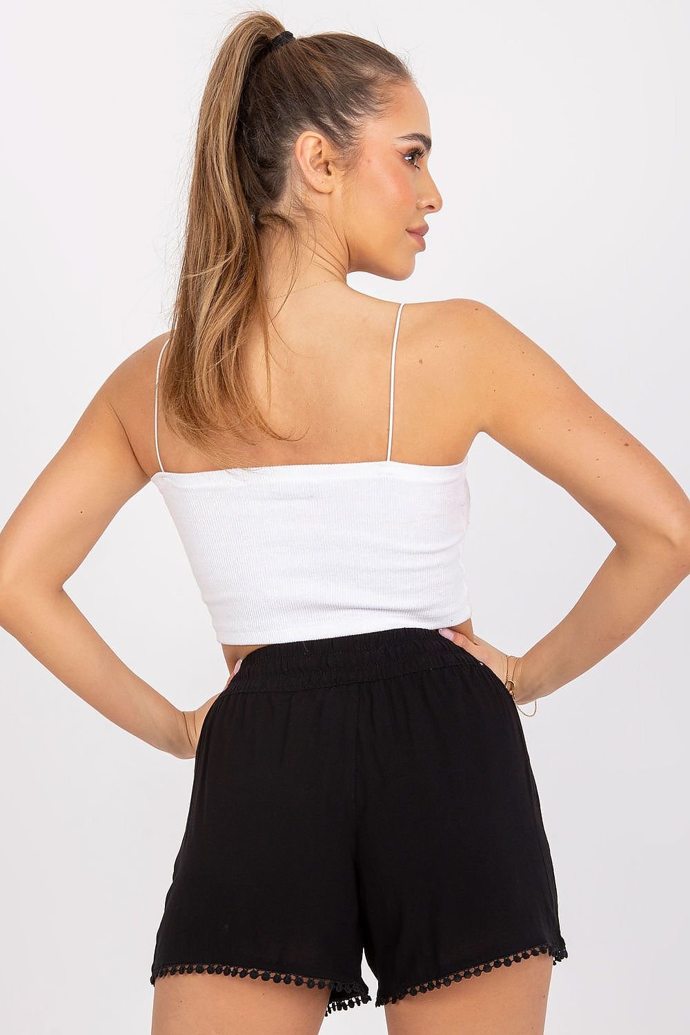 Shorts model 168019 Fresh Made