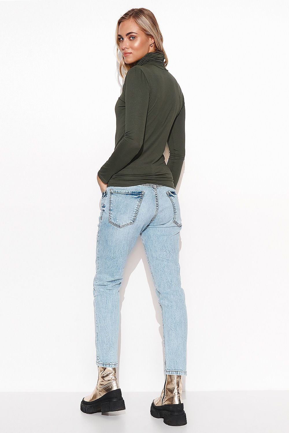 Turtleneck model 170905 Makadamia