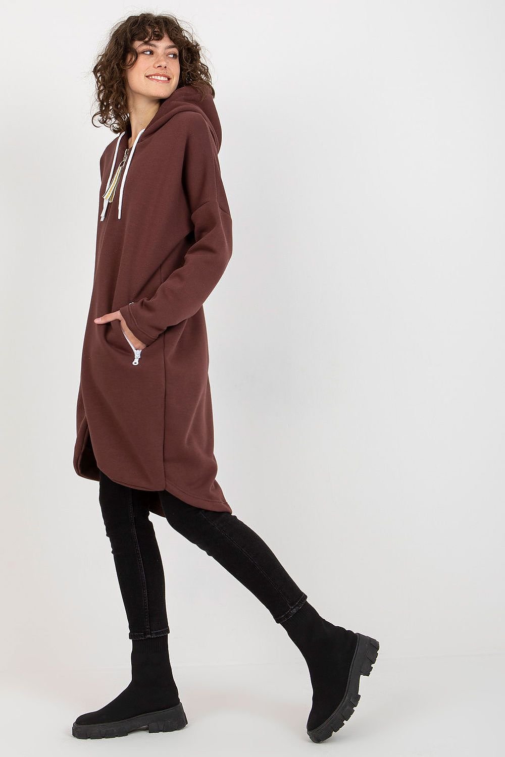 Sweatshirt model 174813 Relevance