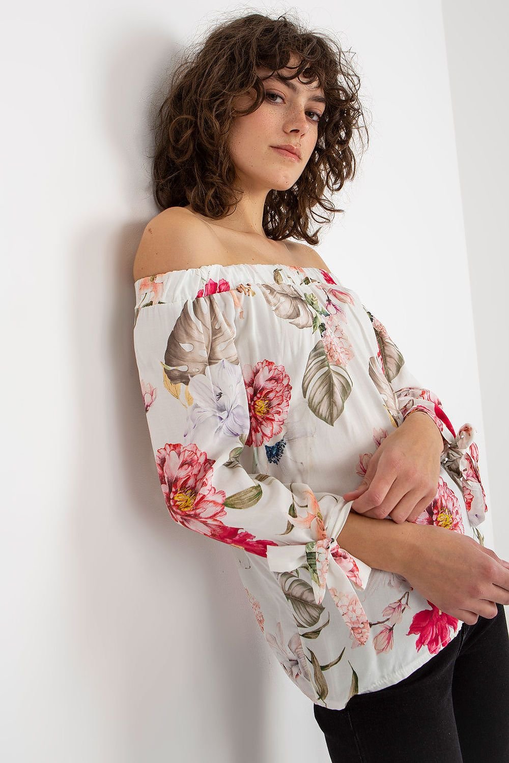 Blouse model 175158 Yups