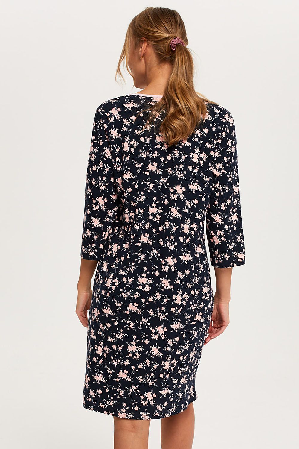 Nightshirt model 181656 Italian Fashion