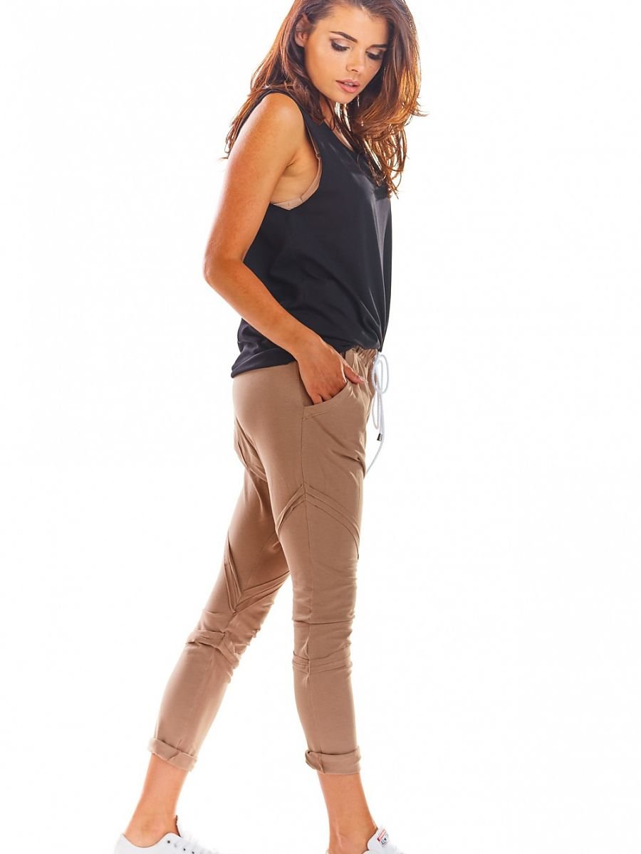 Tracksuit trousers model 133628 Infinite You