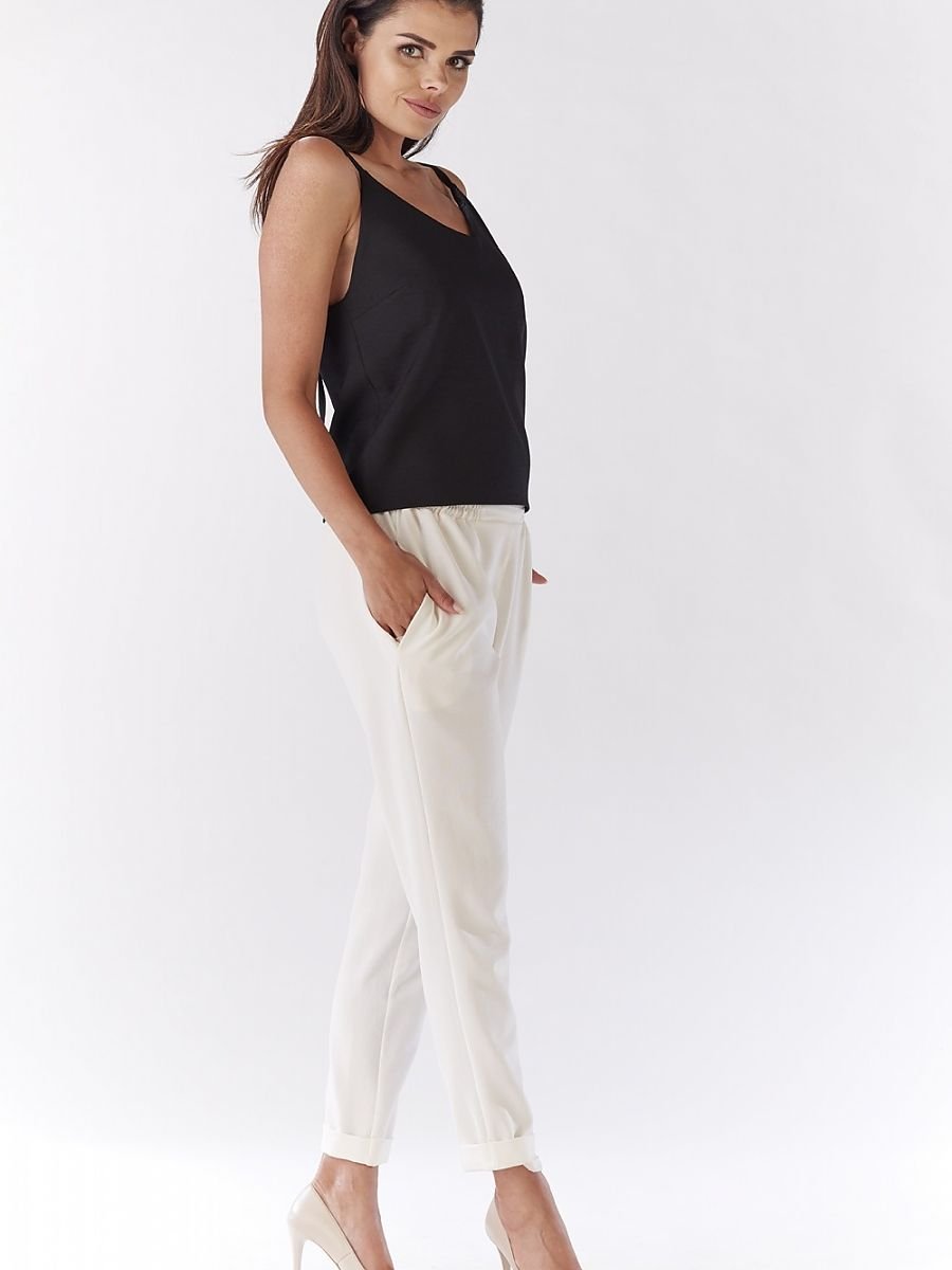 Women trousers model 144697 awama