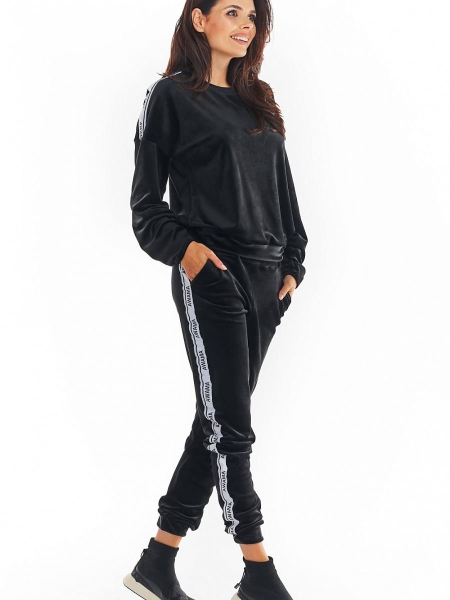 Tracksuit trousers model 149805 awama