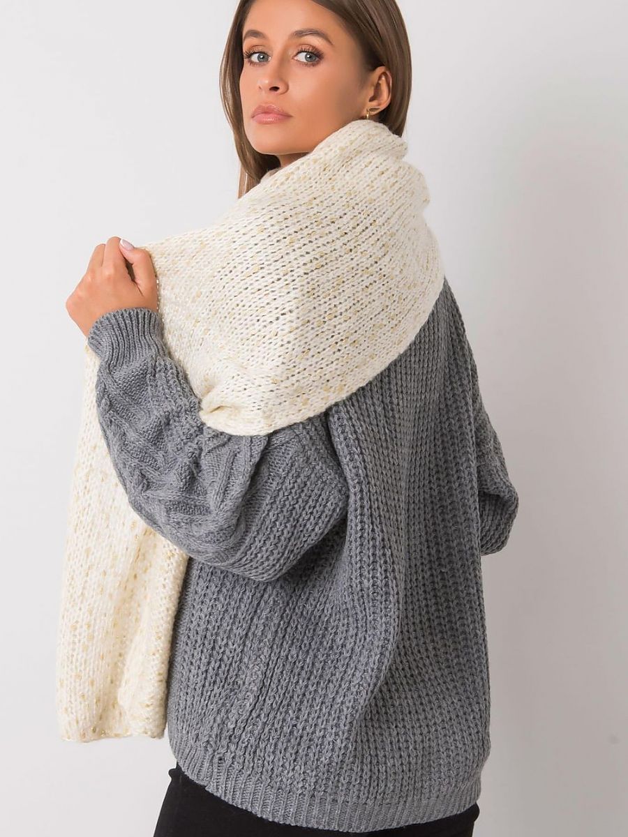 Shawl model 161161 AT