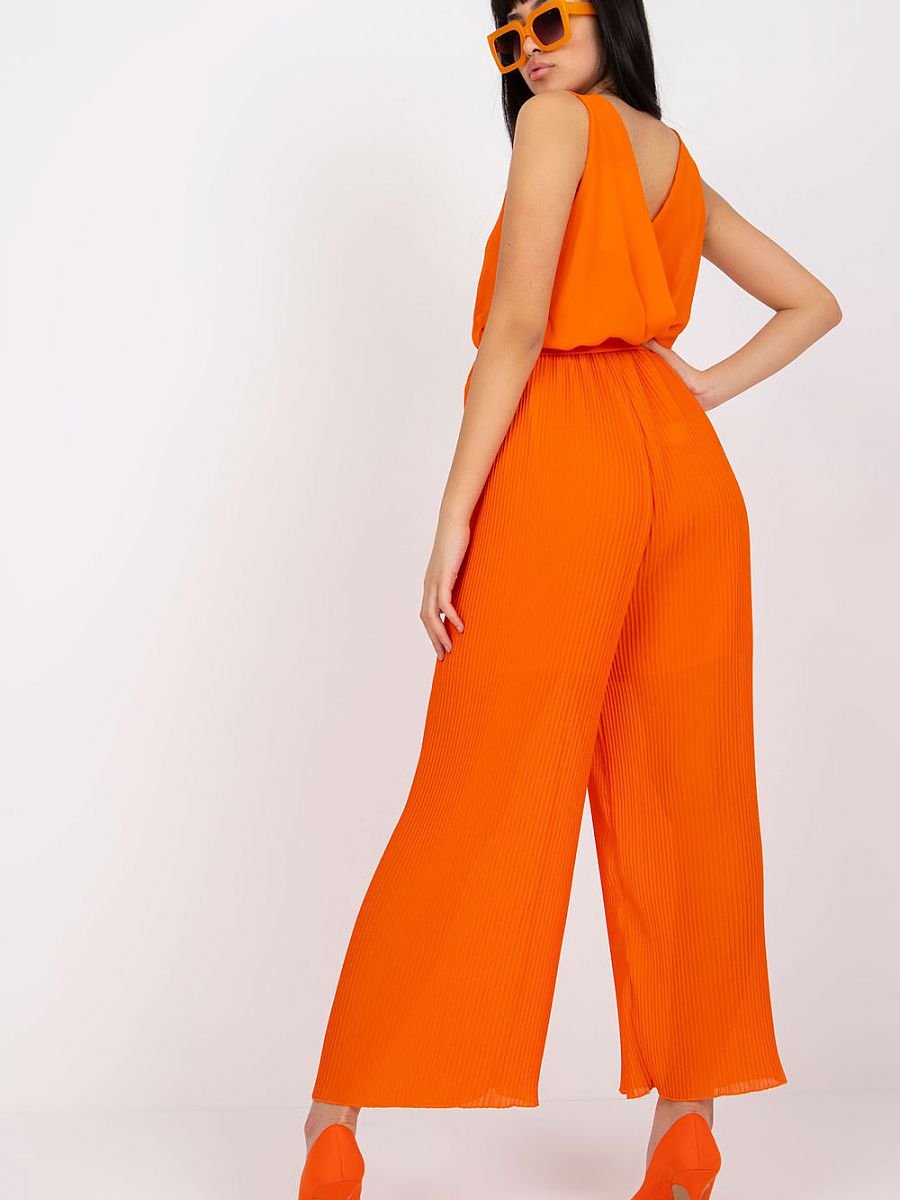 Suit model 166337 Italy Moda