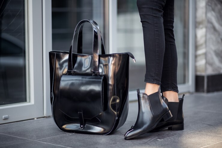 Stylish luxury fashion bags collection featuring sleek totes and elegant accessories for modern lifestyles