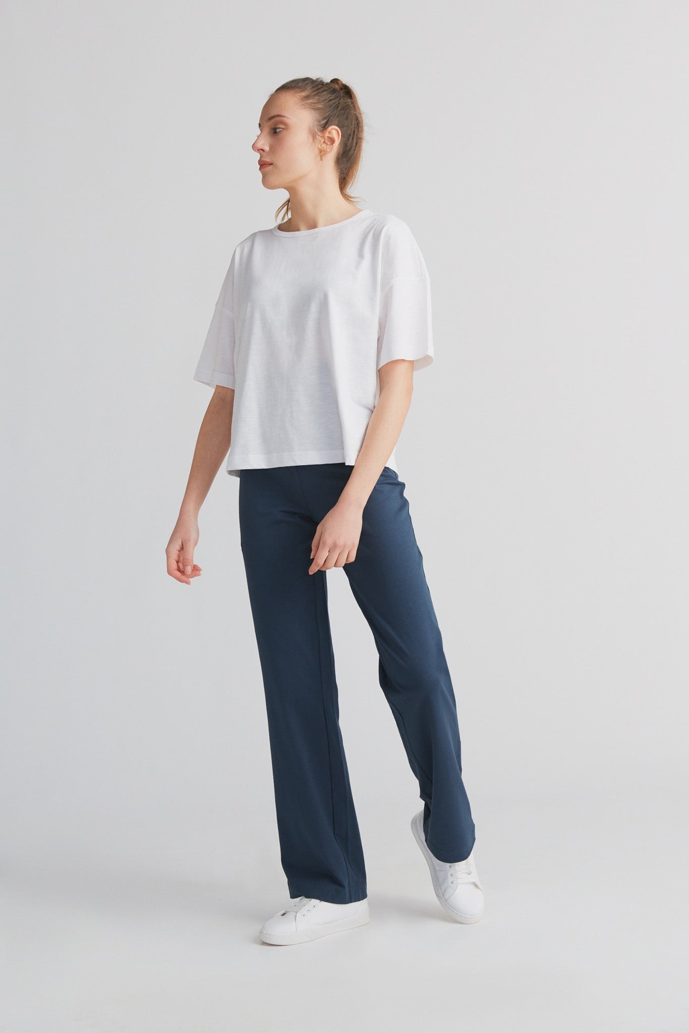 1220-022 | Damen Flammé lockeres T-Shirt - Naturweiss