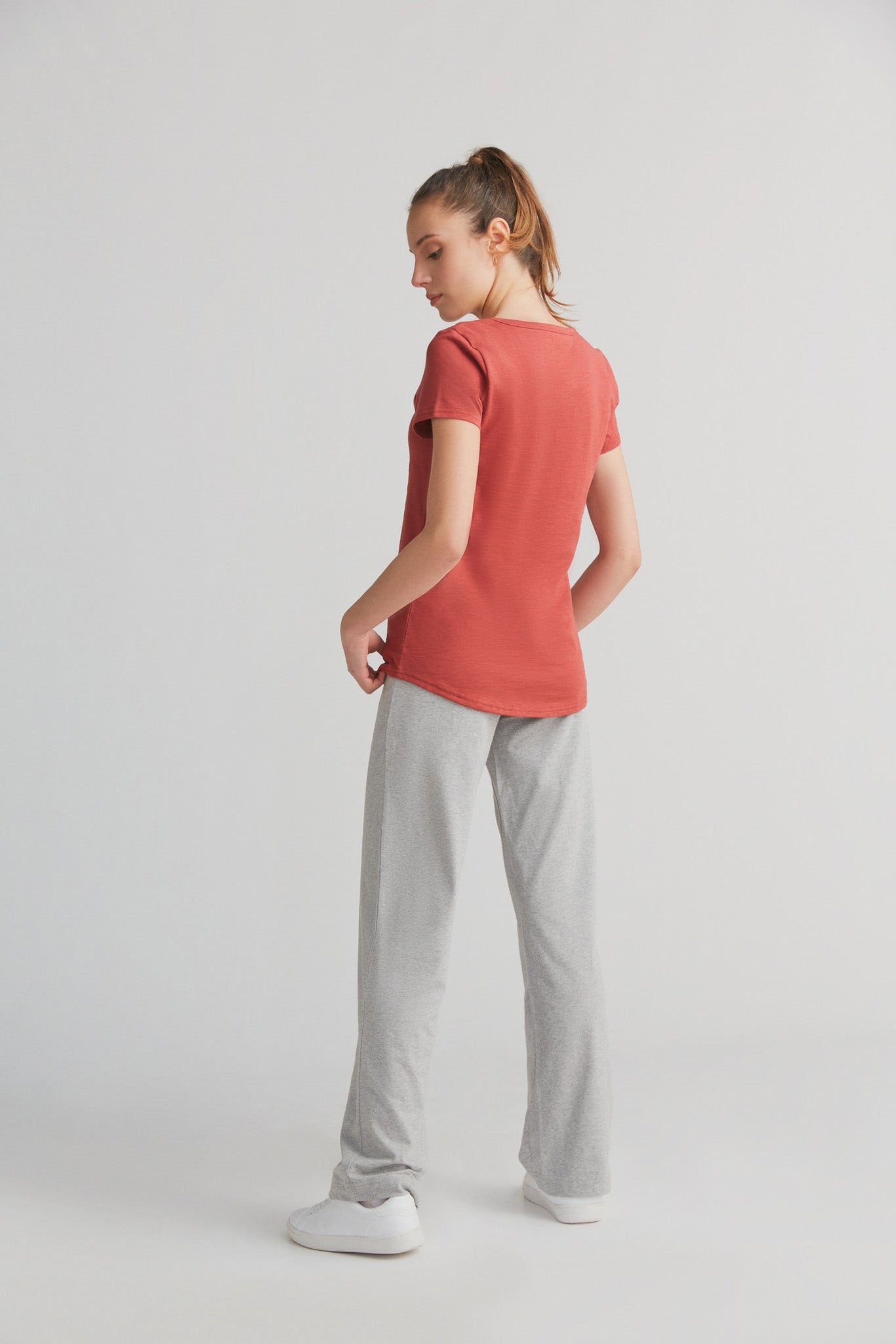 1223-052 | Damen Flammé V-Neck T-Shirt - Terracotta