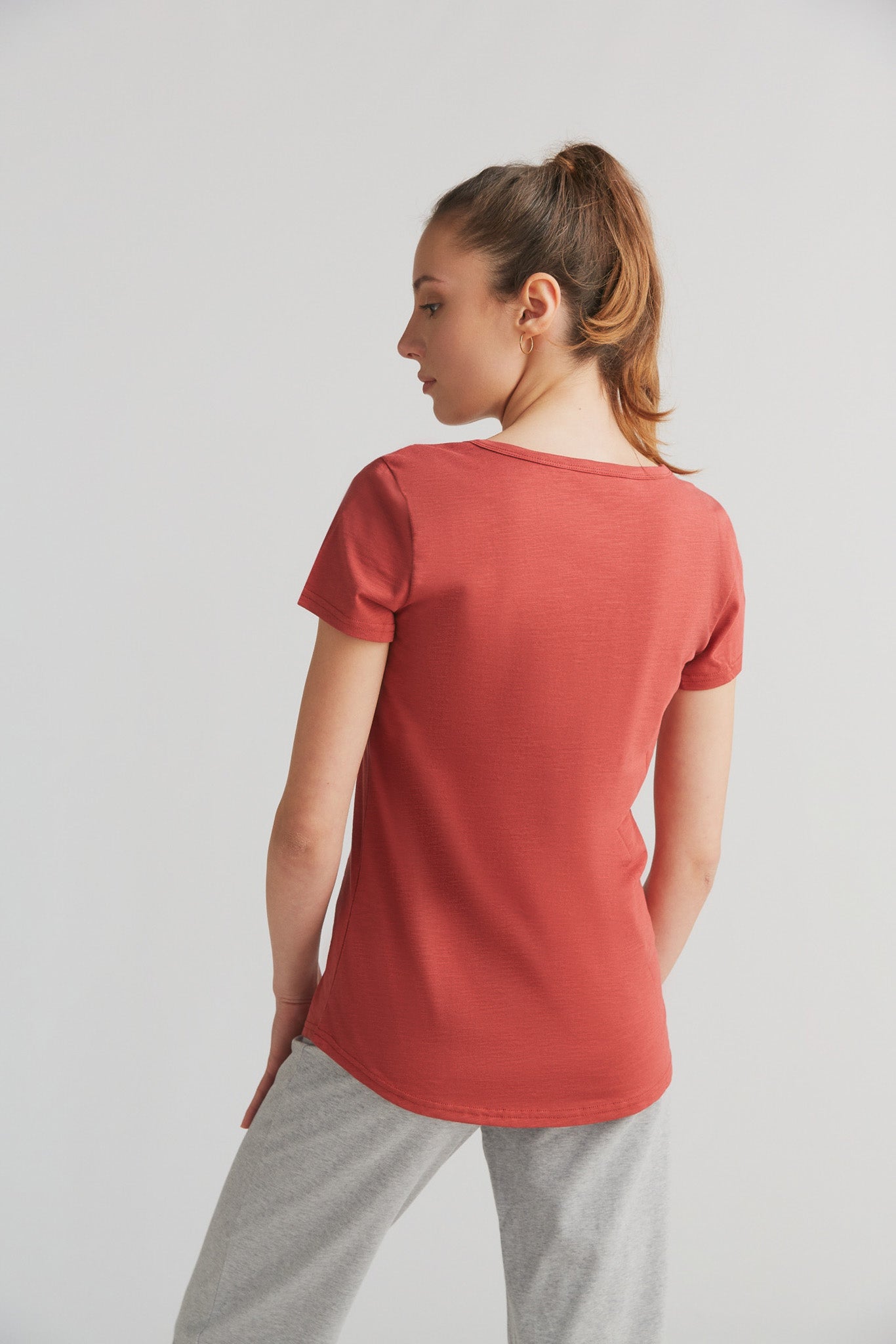 1223-052 | Damen Flammé V-Neck T-Shirt - Terracotta