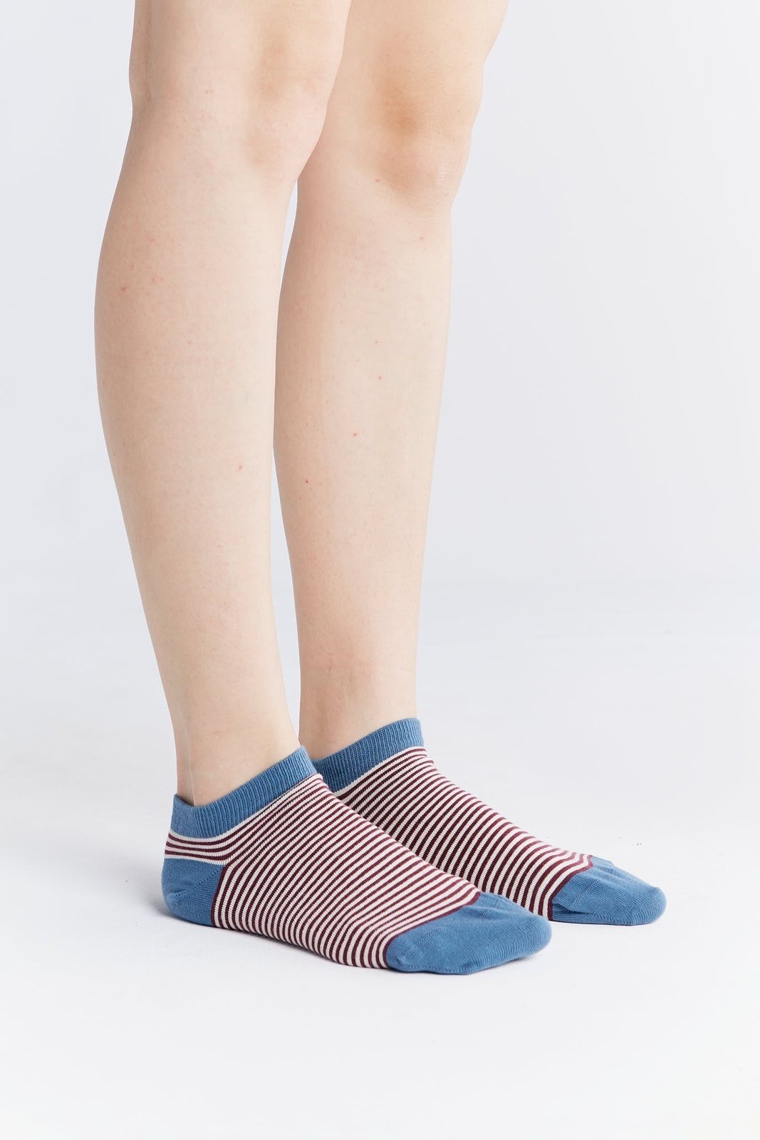 9323 | Unisex Sneakersocken - Bordeaux/Natur Gestreift