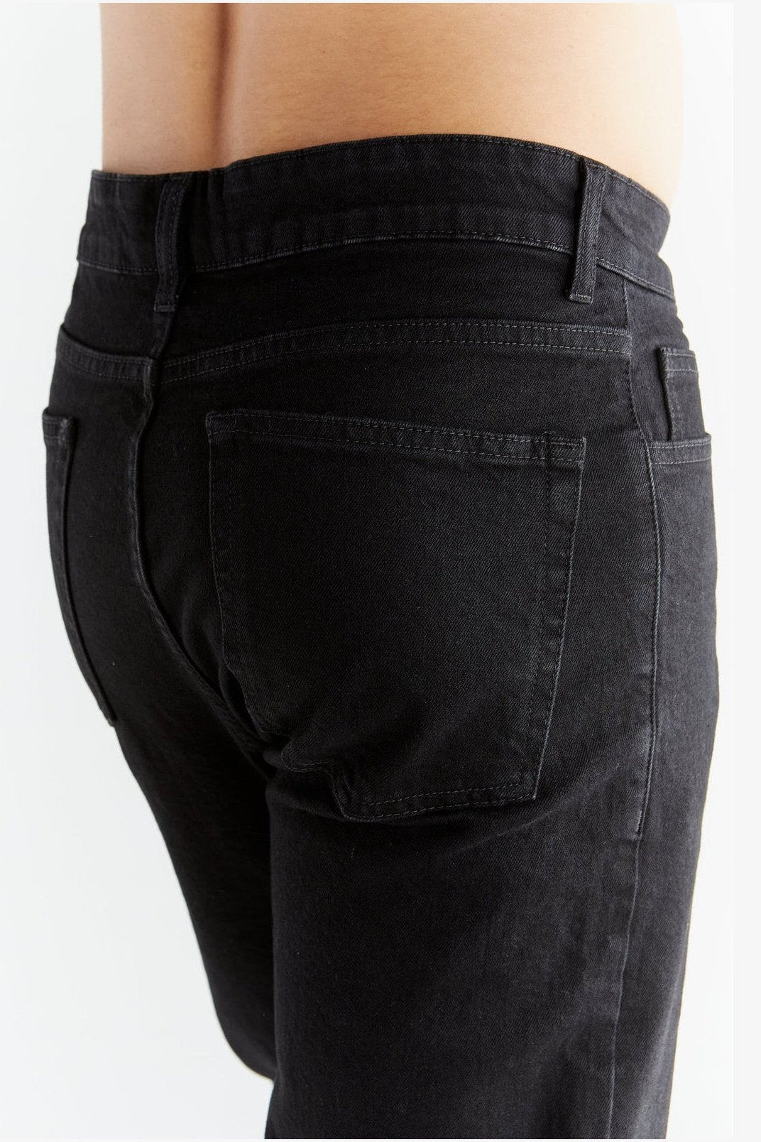 MQ1010-104 | Herren Straight Fit - Coal Black