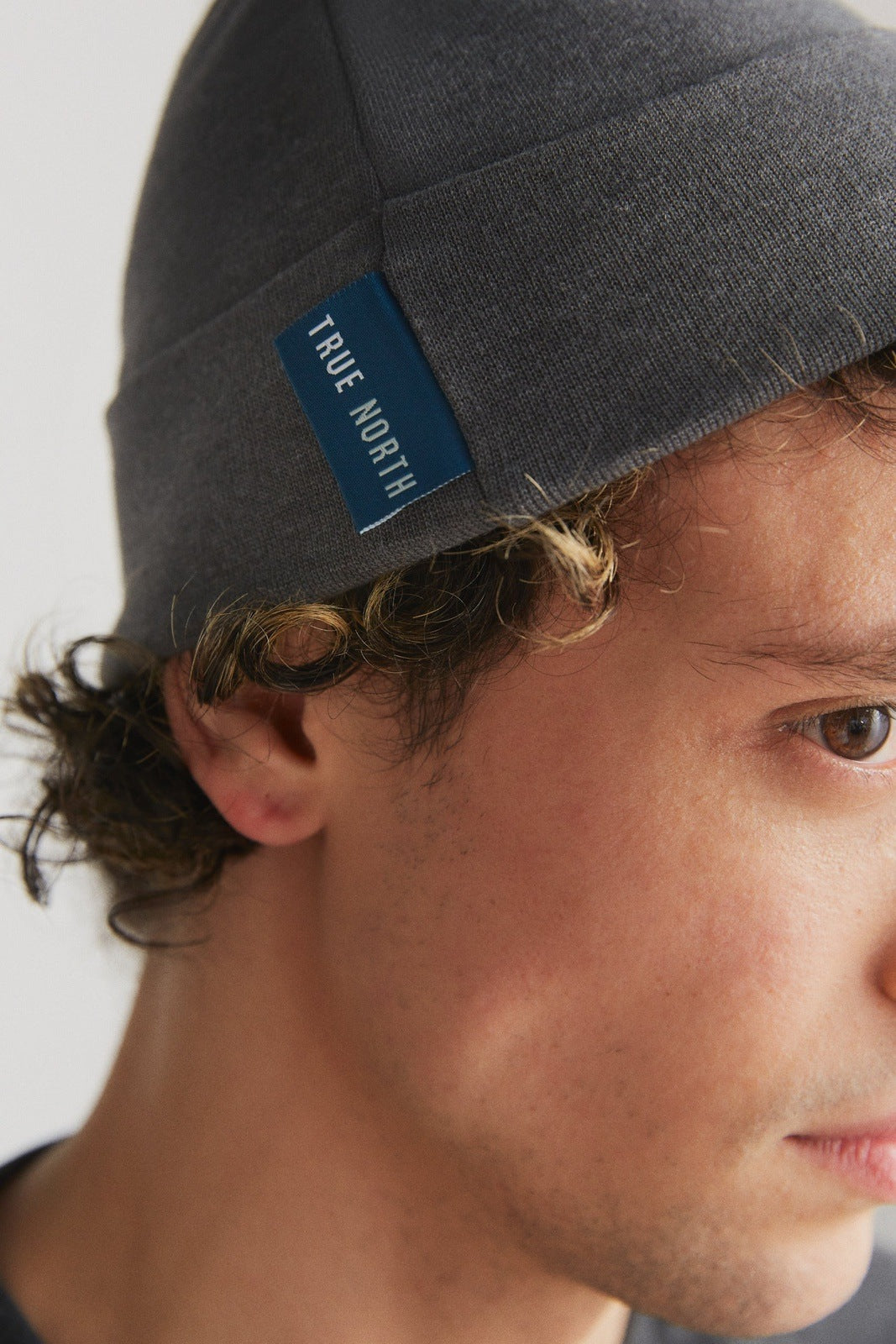 T3000-20 | Unisex Beanie - Light Shadow