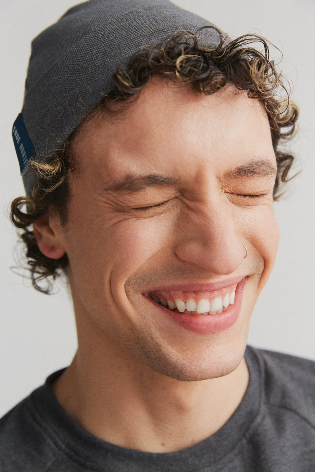 T3000-20 | Unisex Beanie - Light Shadow