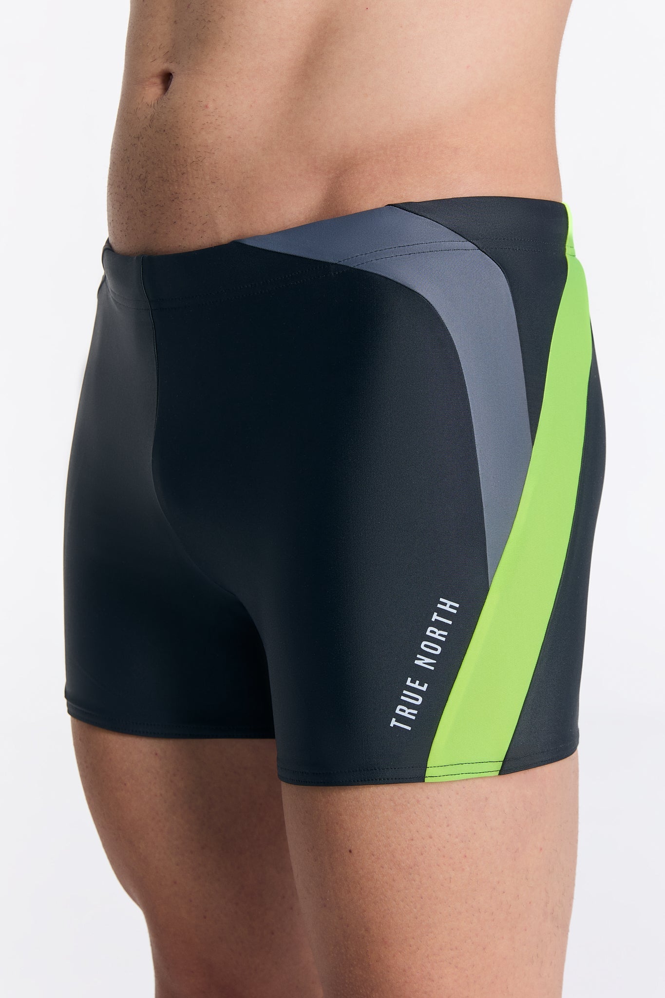 T8231-49 | Herren Trunk Badehose – Nachhaltig, ECONYL®, Schnelltrocknend - Titanium