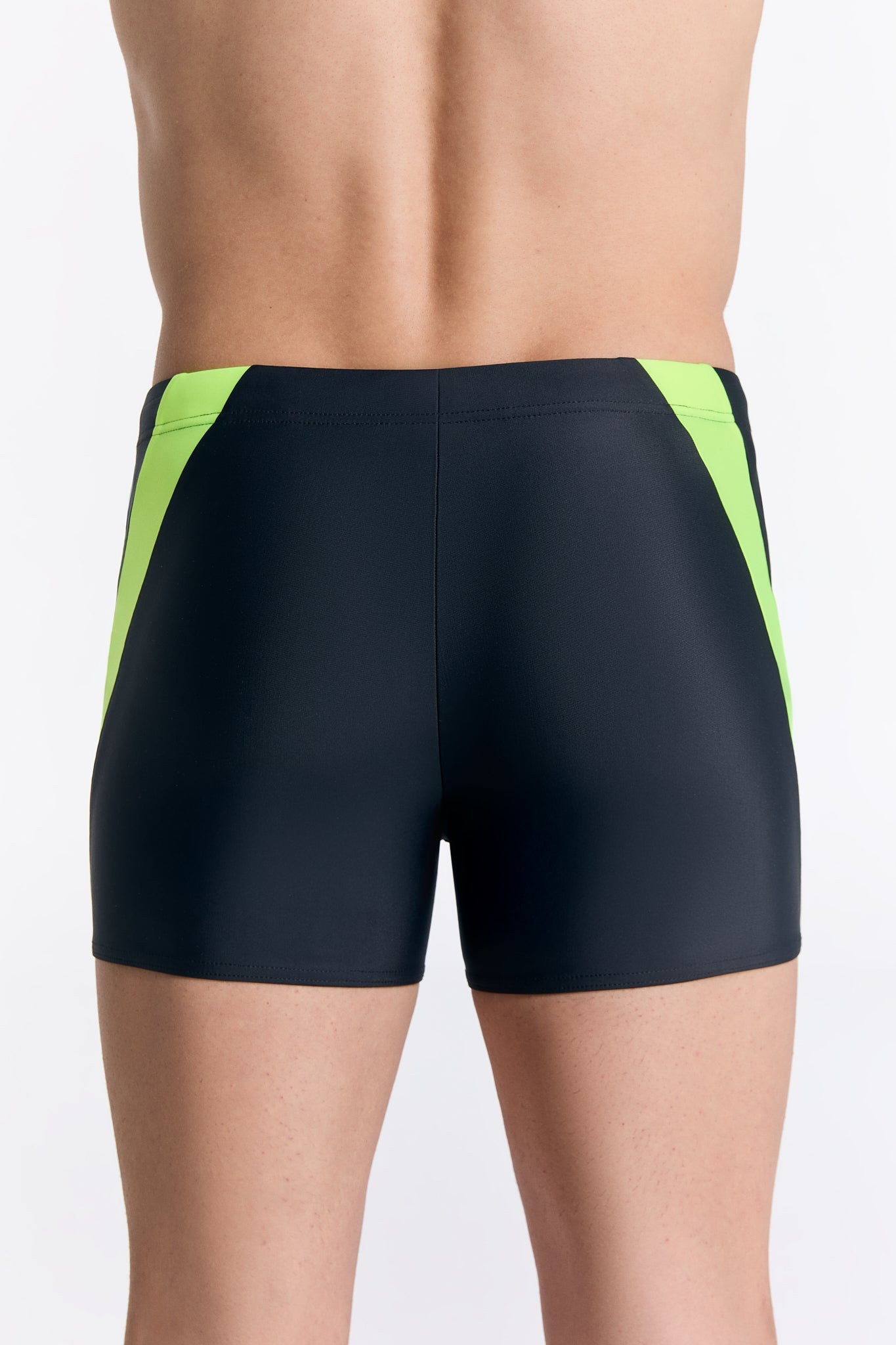 T8231-49 | Herren Trunk Badehose – Nachhaltig, ECONYL®, Schnelltrocknend - Titanium