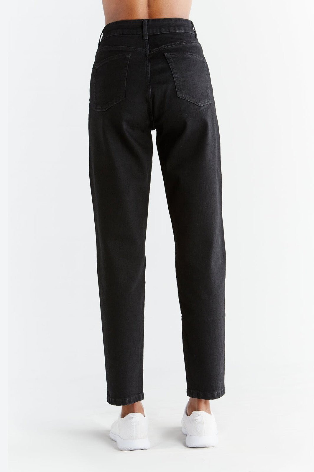 WN1010-104 | Damen Mom Fit - Coal Black