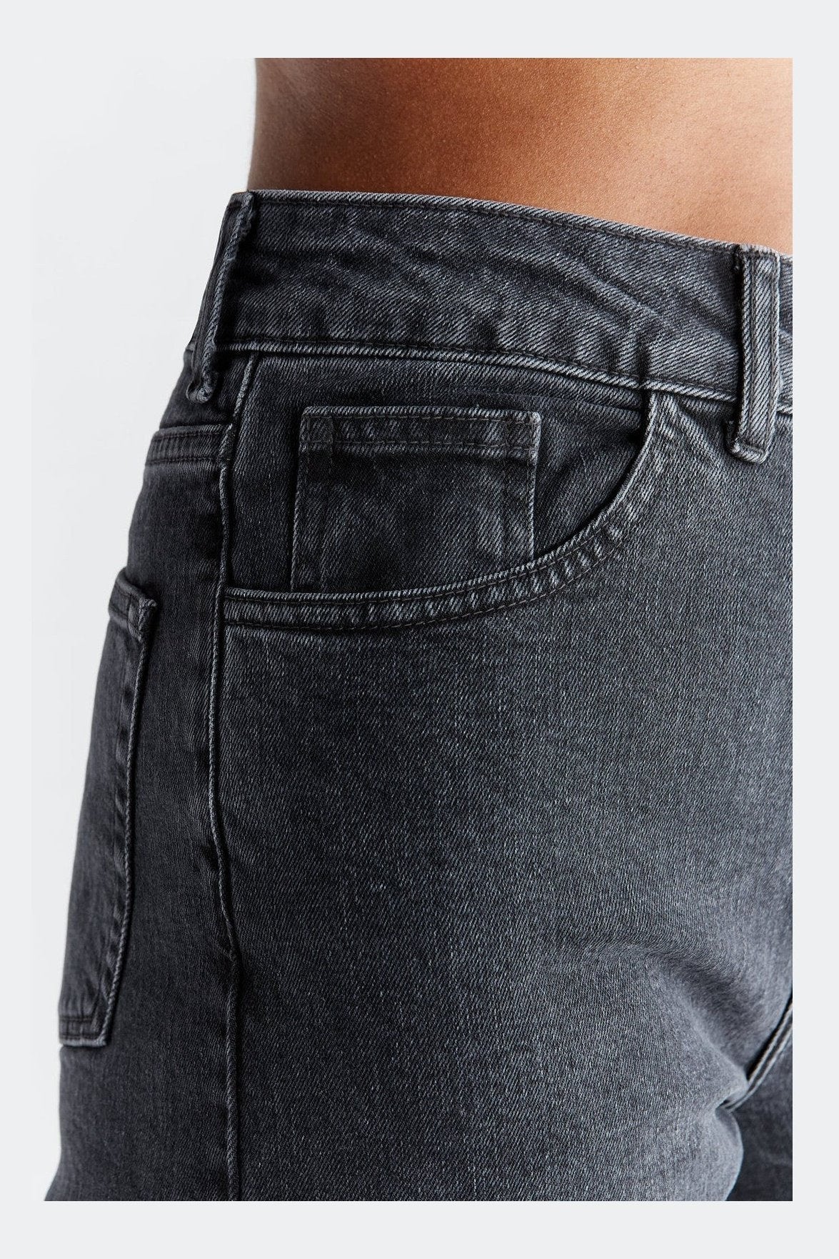 WN1010-145 | Damen Mom Fit - Carbon Gray