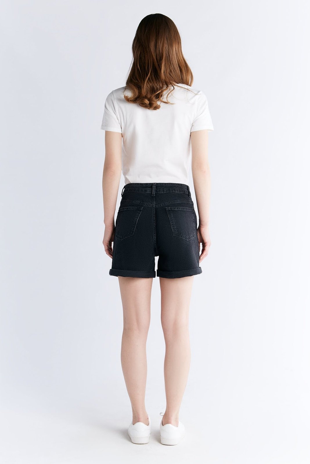 WN3010-145 Damen Mom Shorts, Carbon Gray