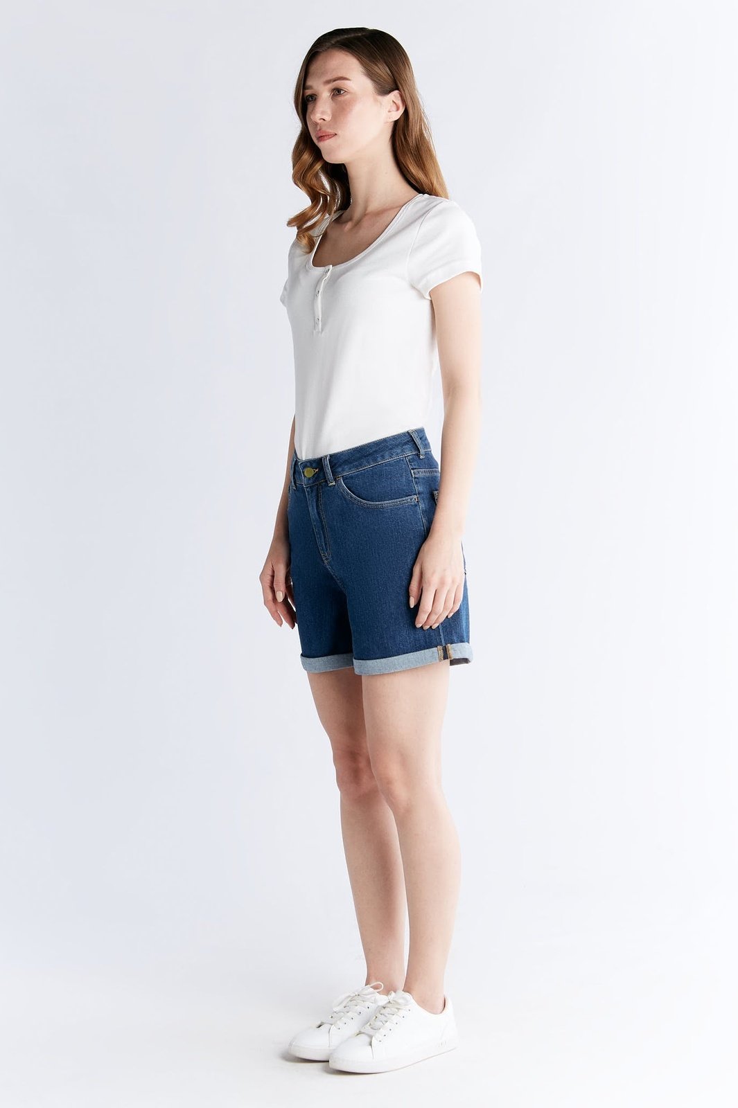 WN3020-231 Damen Mom Shorts, Lapis Blue