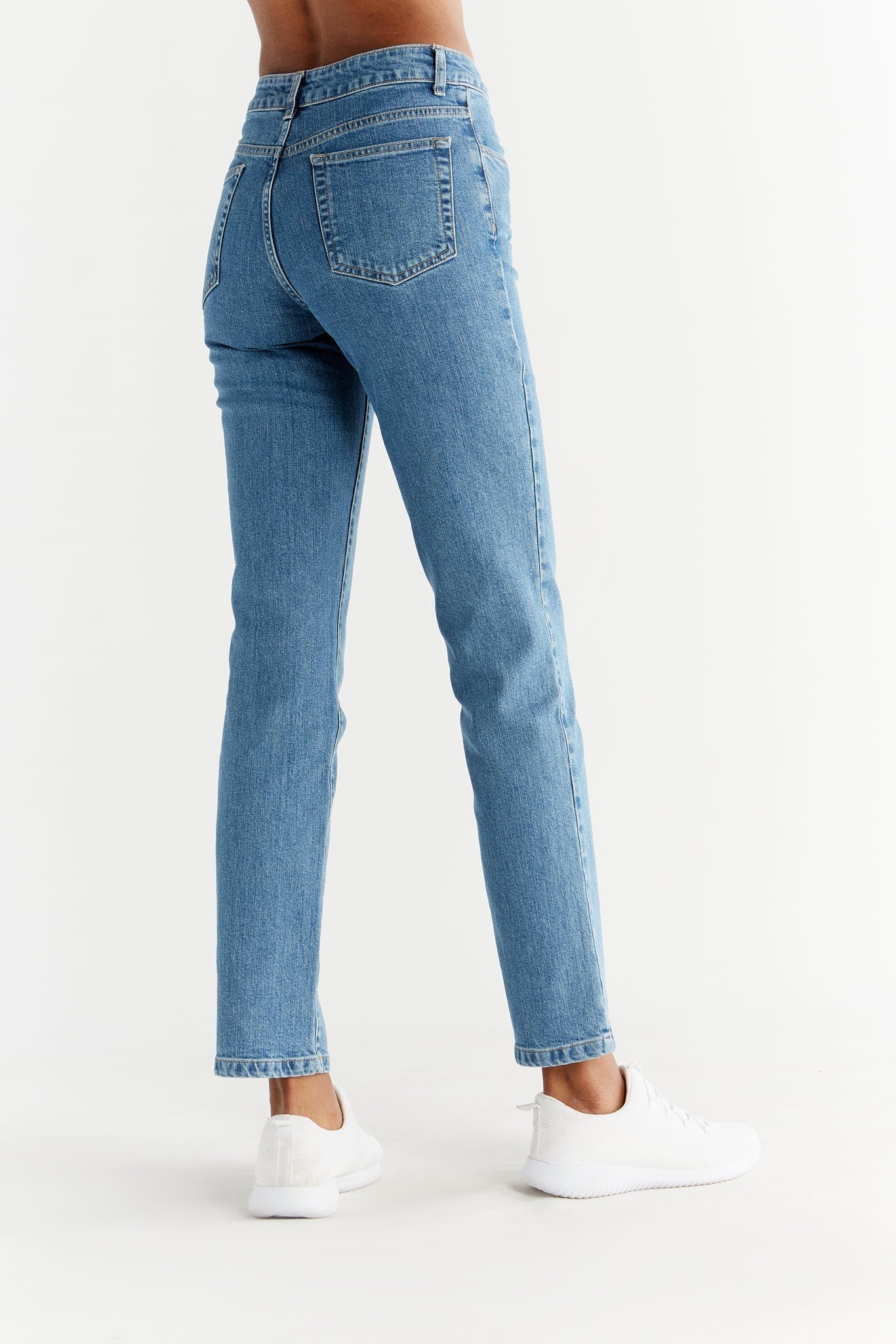 WQ1009-325 | Damen Straight Fit - Day Sky Blue