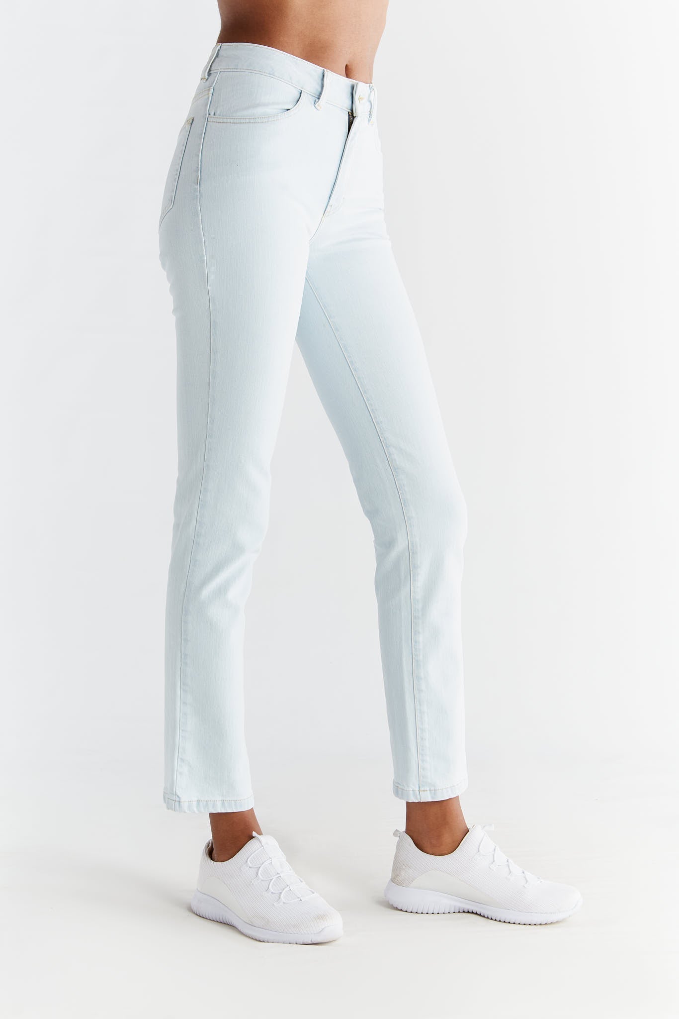 WQ1009-347 | Damen Straight Fit - Ice Blue