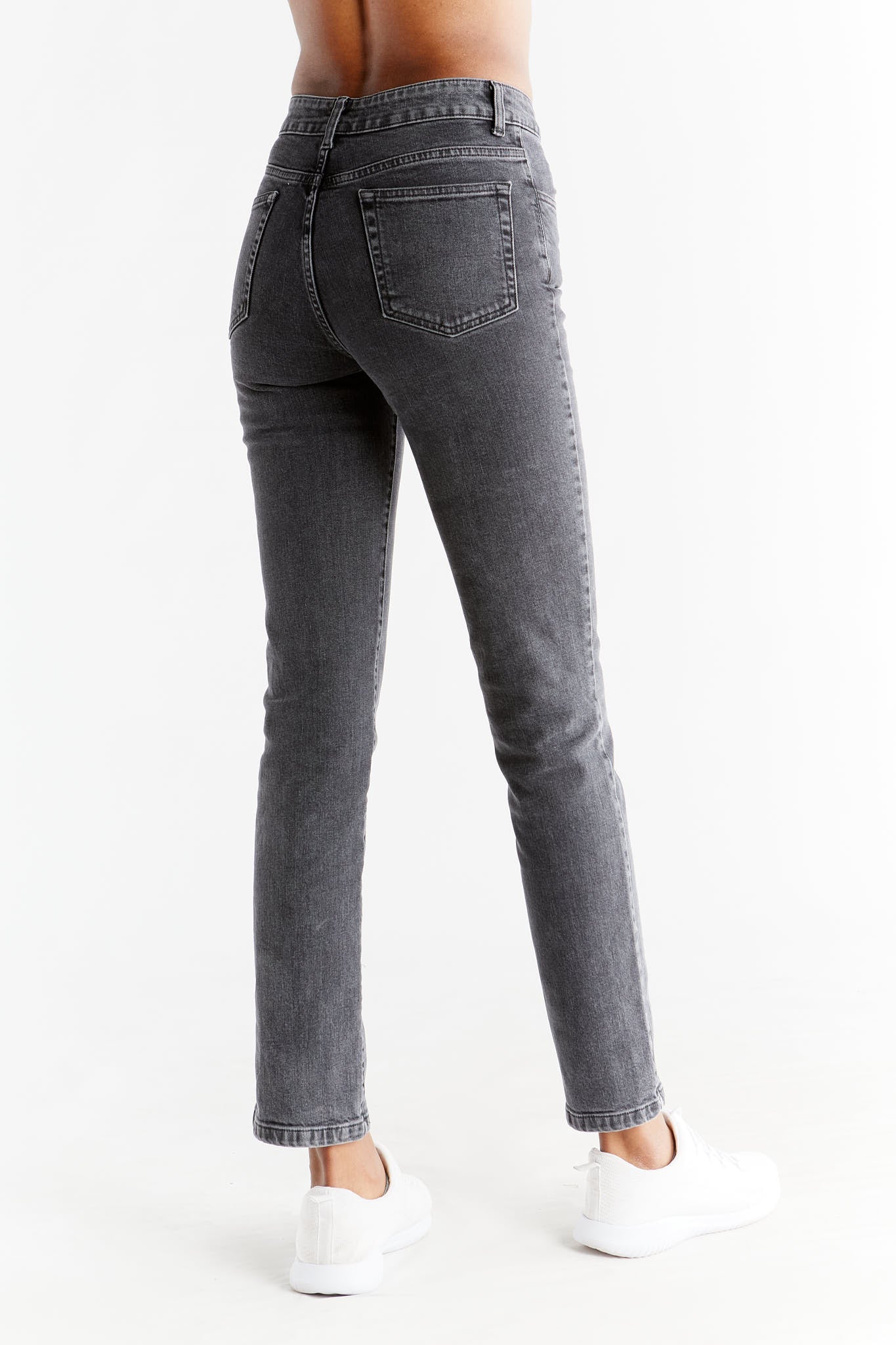 WQ1010-145 | Damen Straight Fit - Carbon Gray