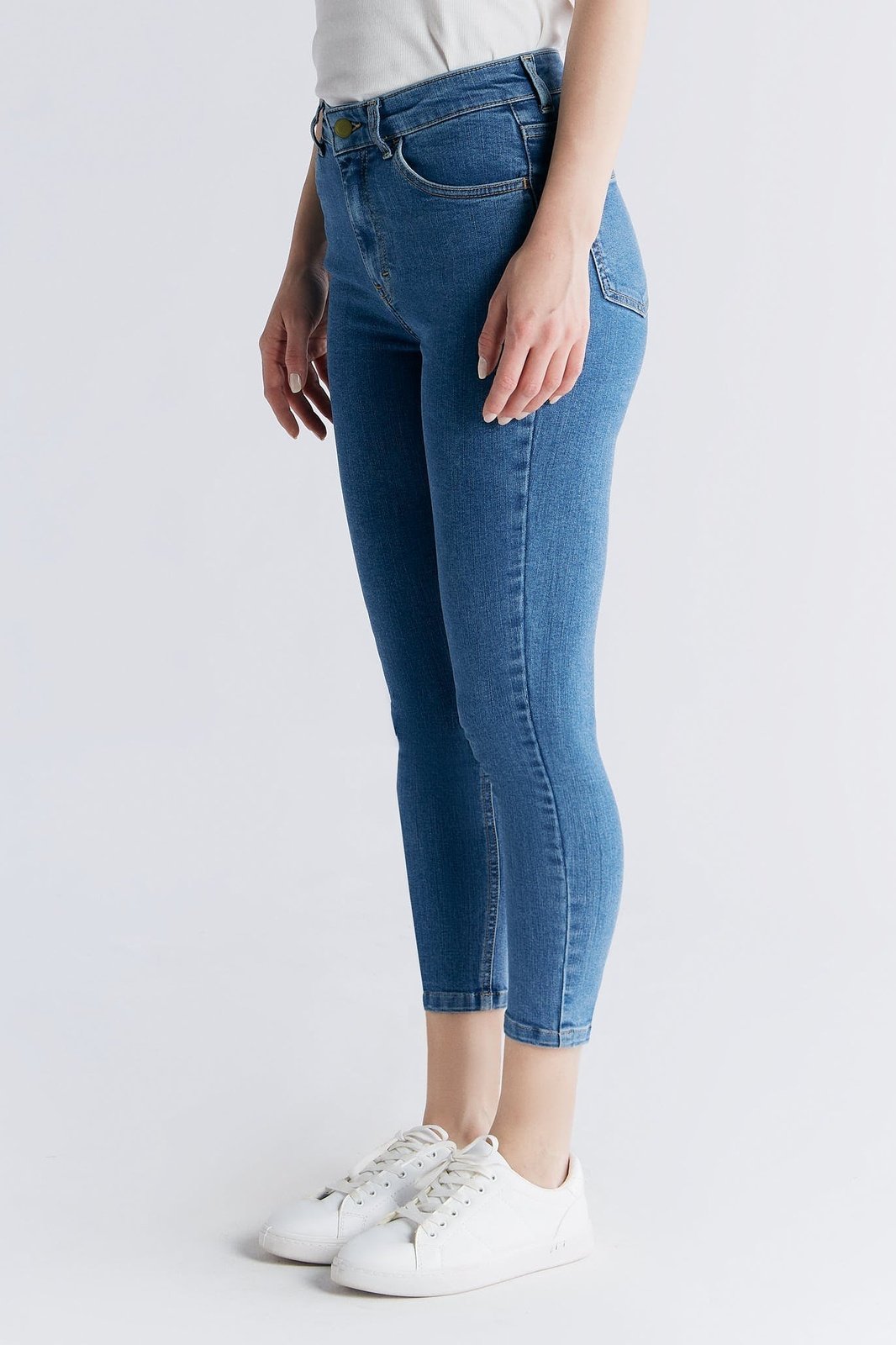 WS1014-325 Damen Short Leg Skinny Fit, Day Sky Blue