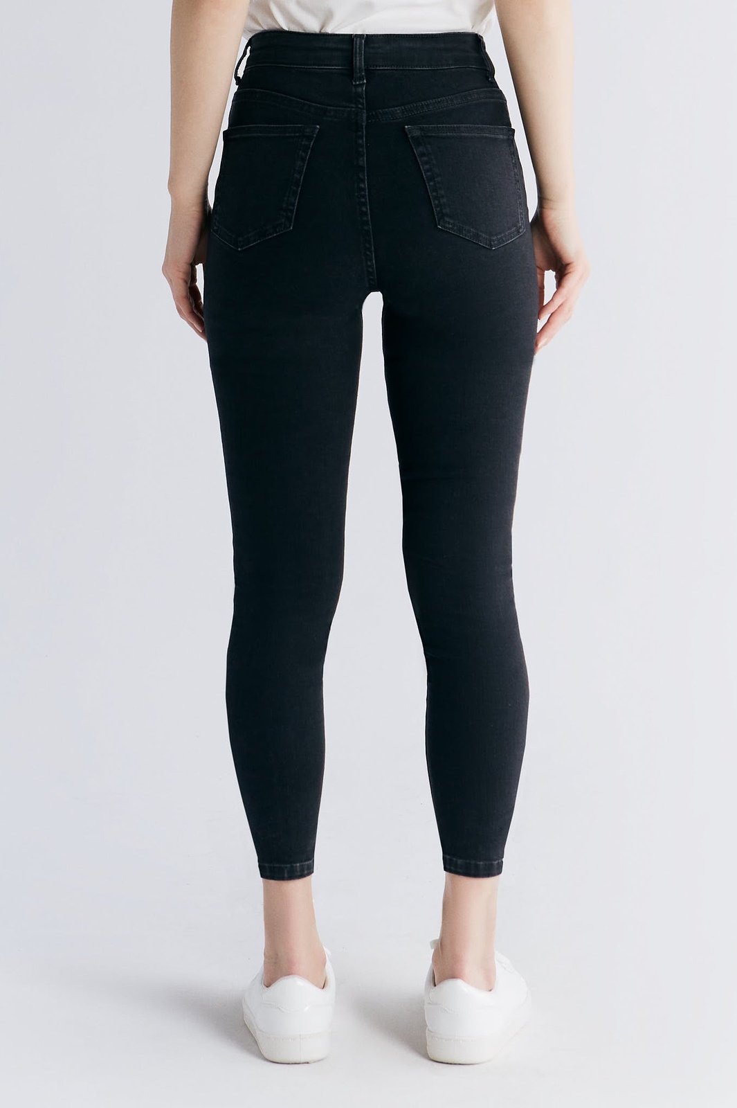 WS1015-145 Damen Short Leg Skinny Fit, Carbon Gray