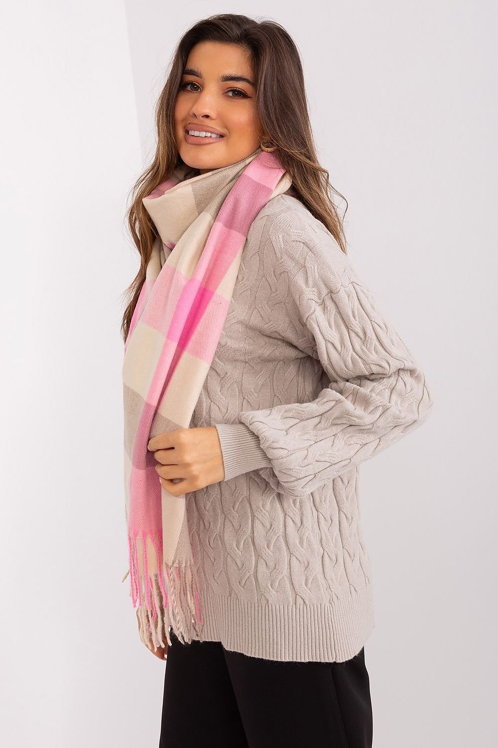 Shawl model 187765 AT