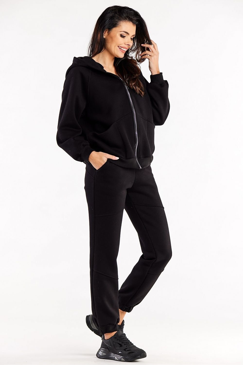 Tracksuit trousers model 188029 Infinite You