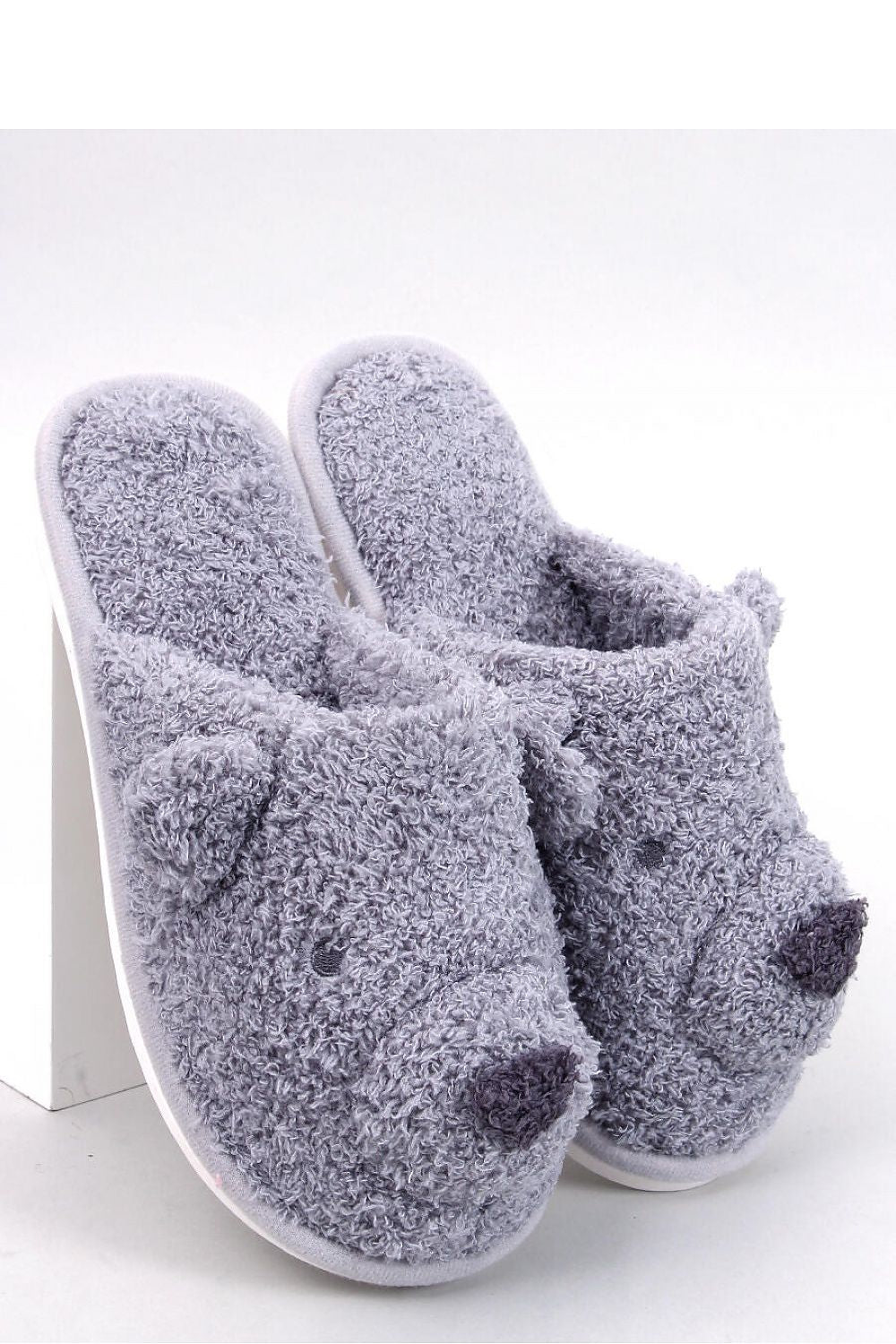  Slippers model 189972 Inello 