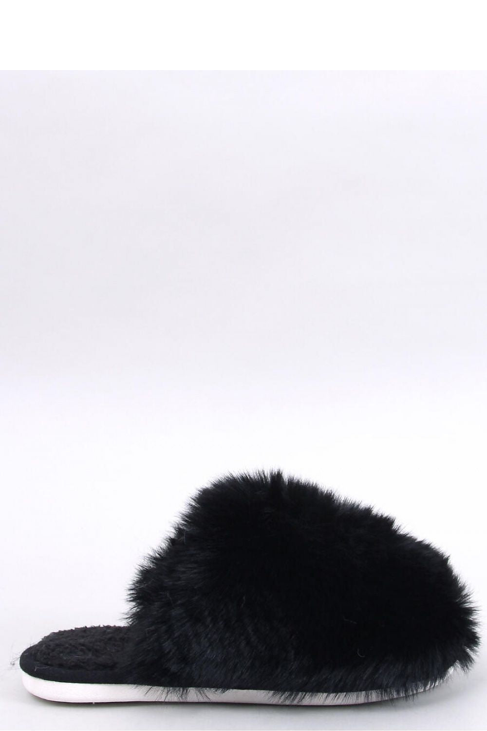 Slippers model 190365 Inello