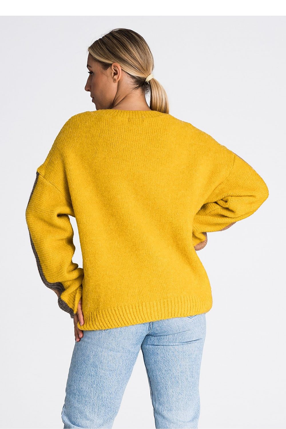 Jumper model 191015 Figl