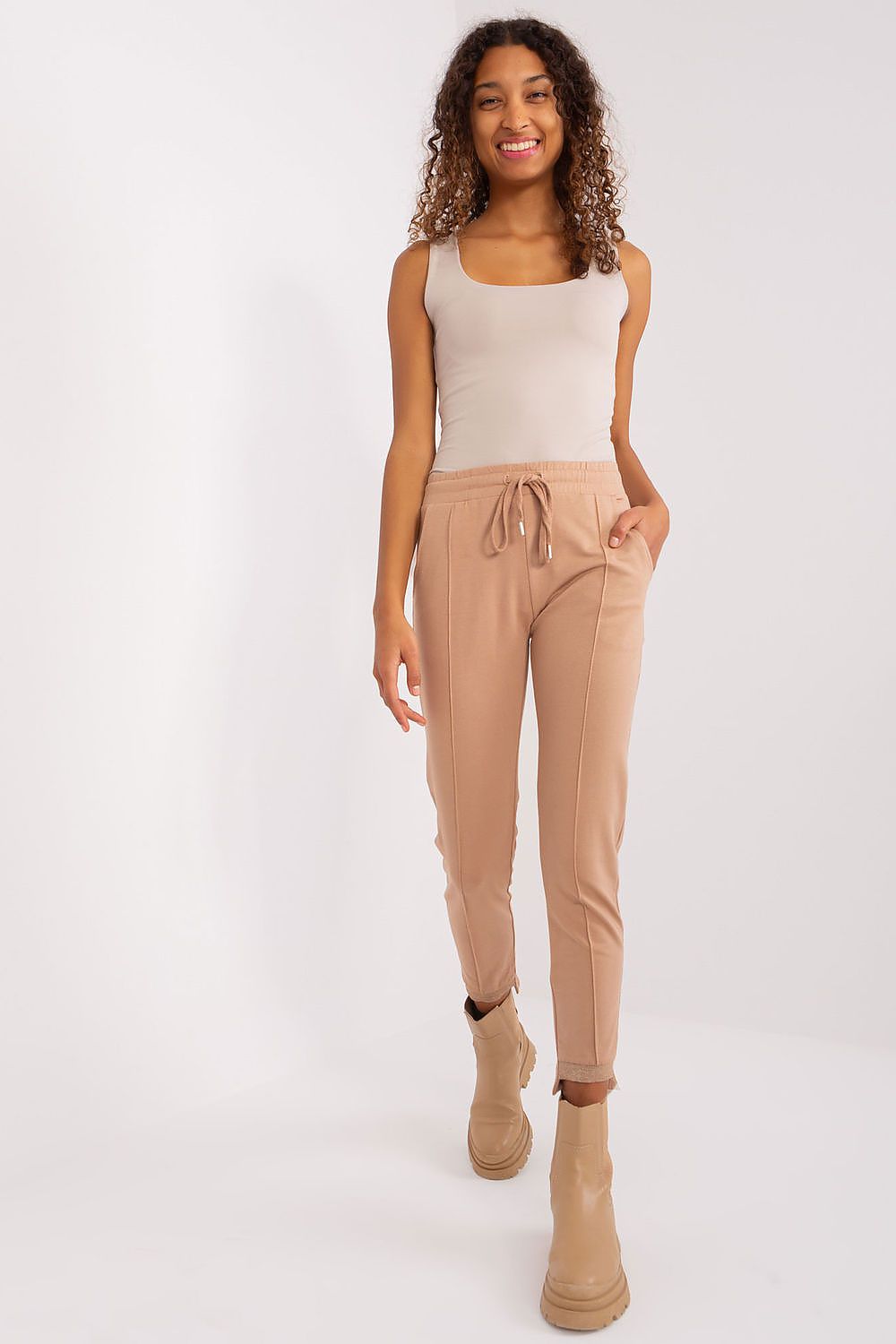 Tracksuit trousers model 191233 Relevance