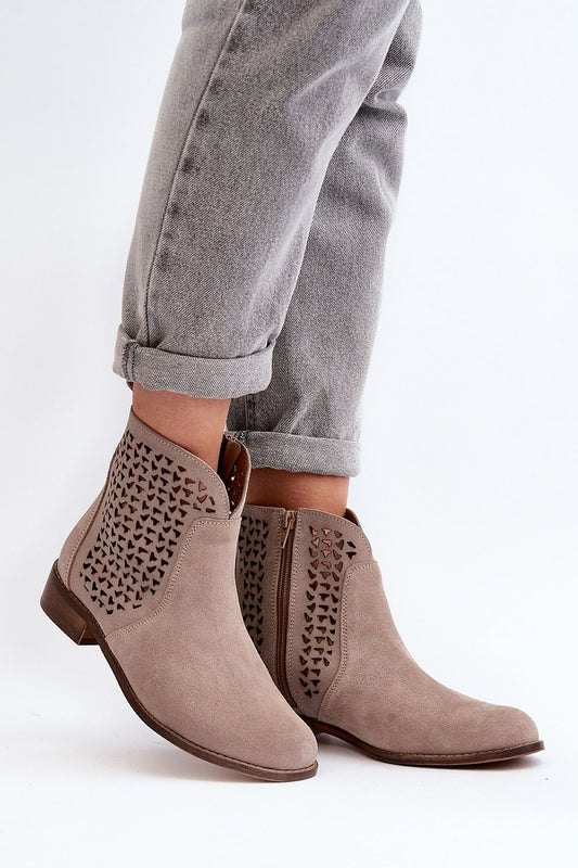  Boots model 191859 Step in style 