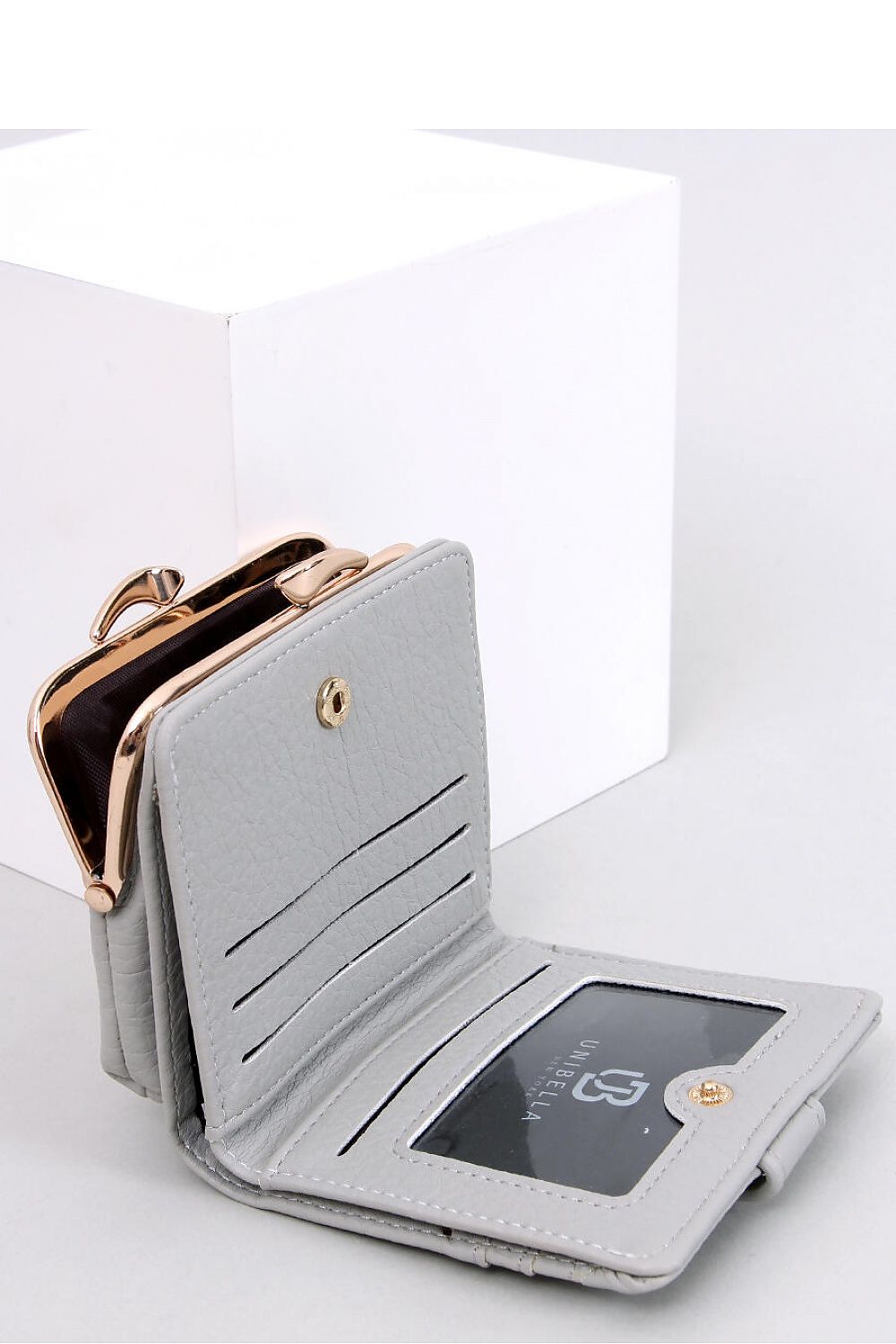 Wallet model 192415 Inello