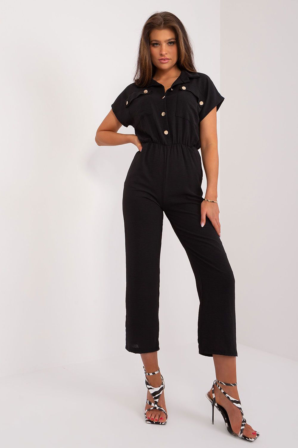  Suit model 195964 Italy Moda 