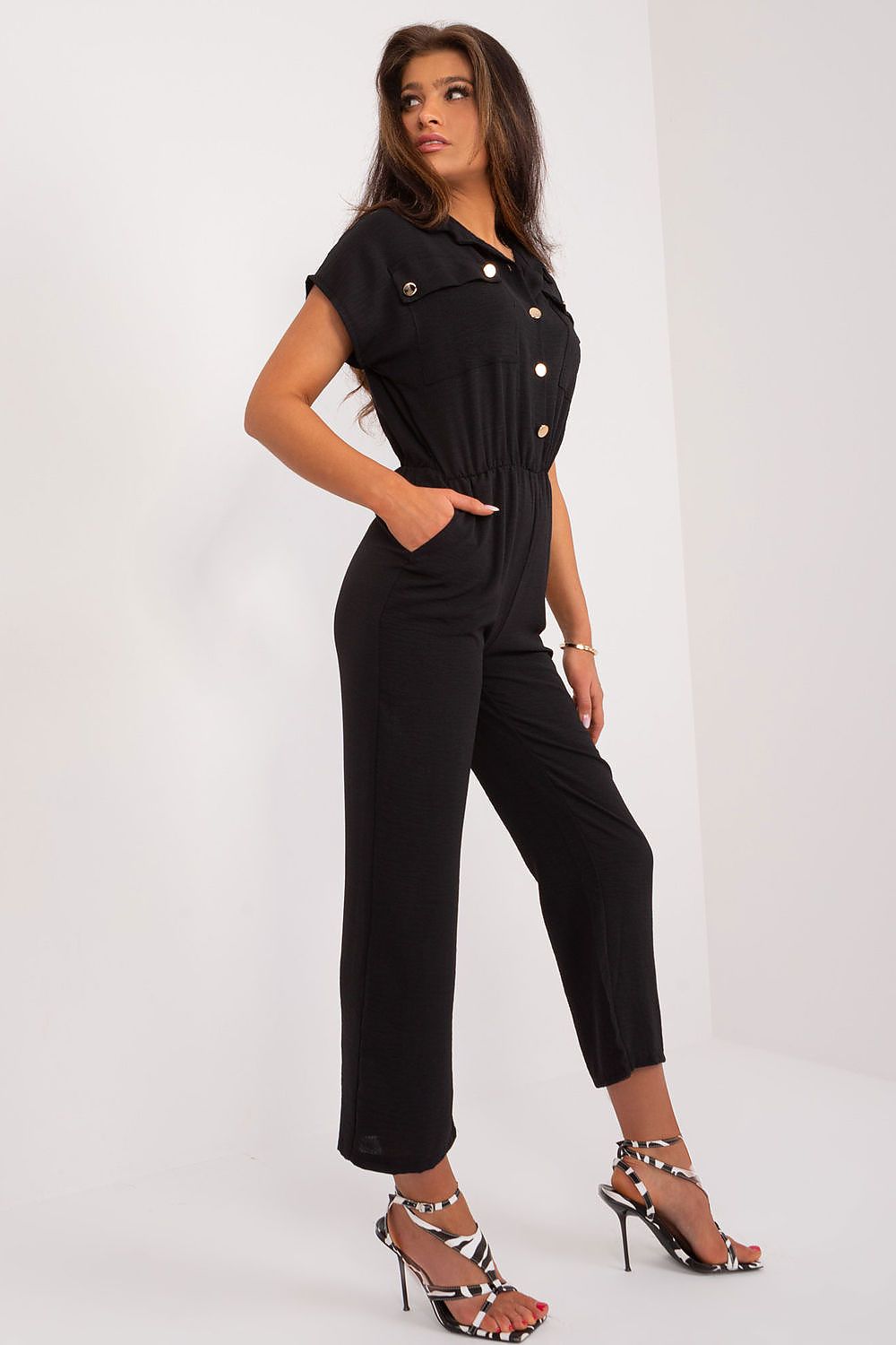  Suit model 195964 Italy Moda 