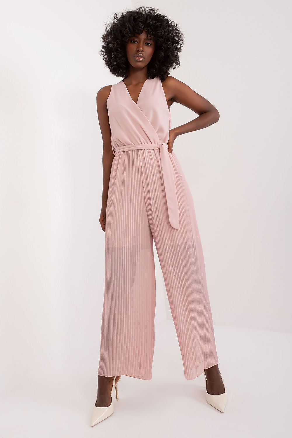 Suit model 196374 Italy Moda