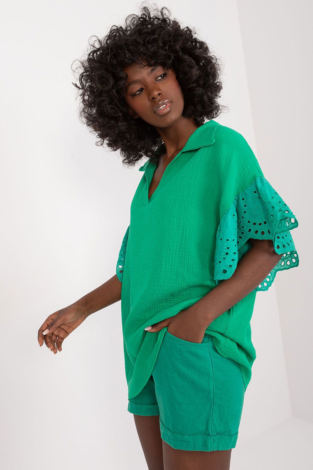 Blouse model 196463 Italy Moda