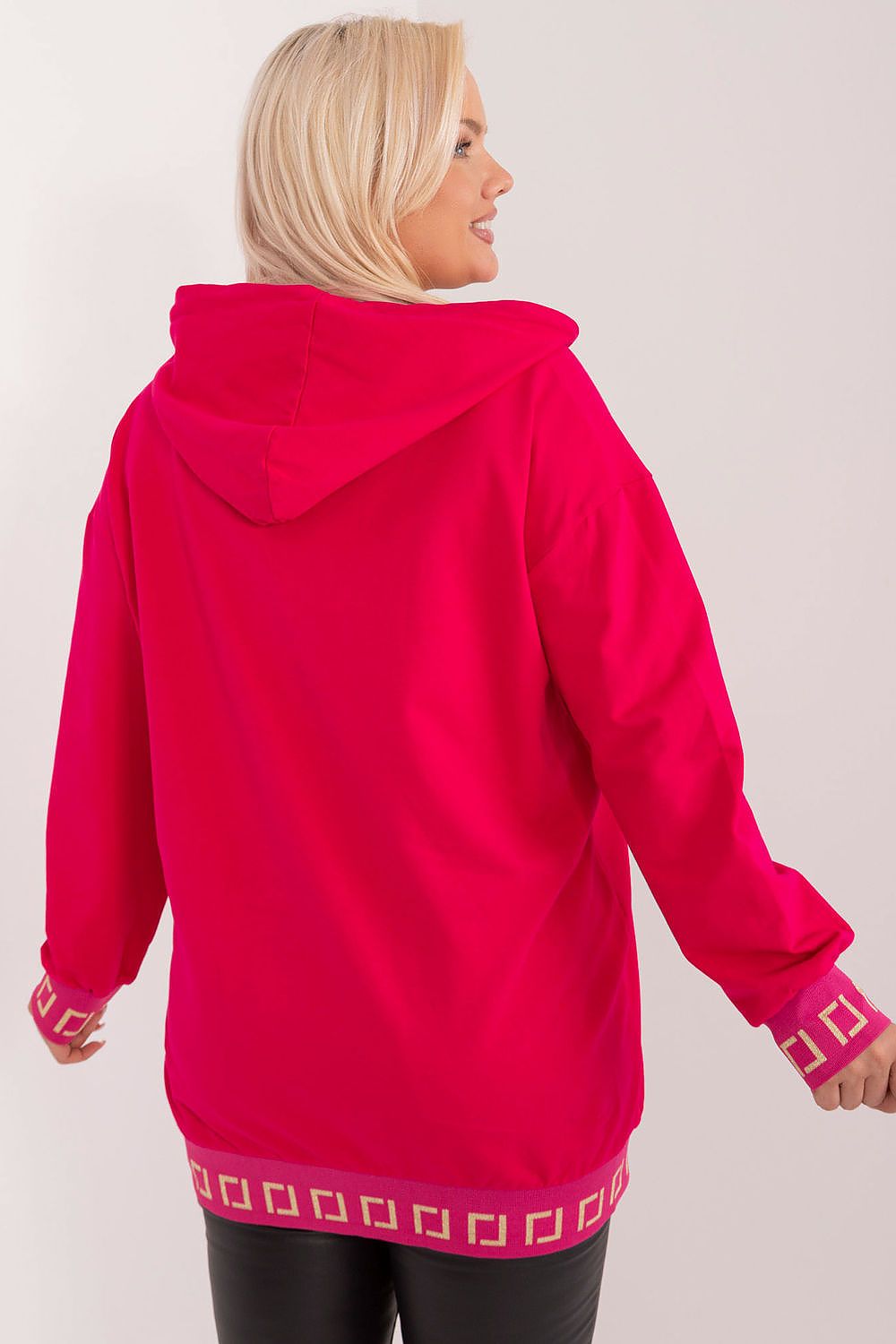 Plus size sweatshirt model 197471 Relevance