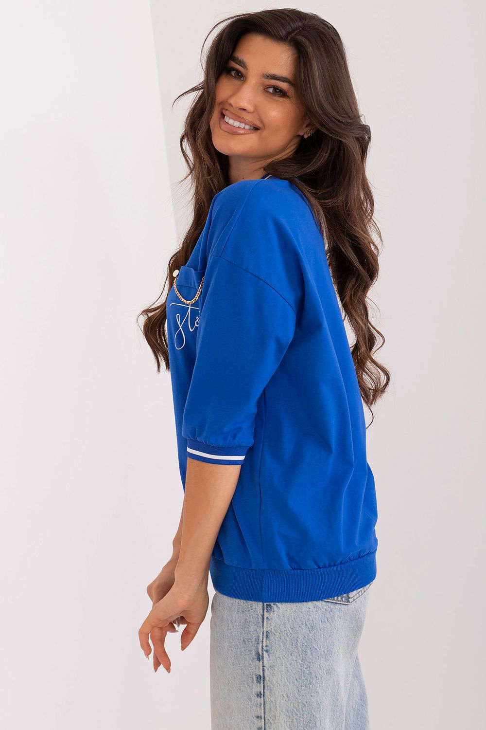 Blouse model 197742 Relevance