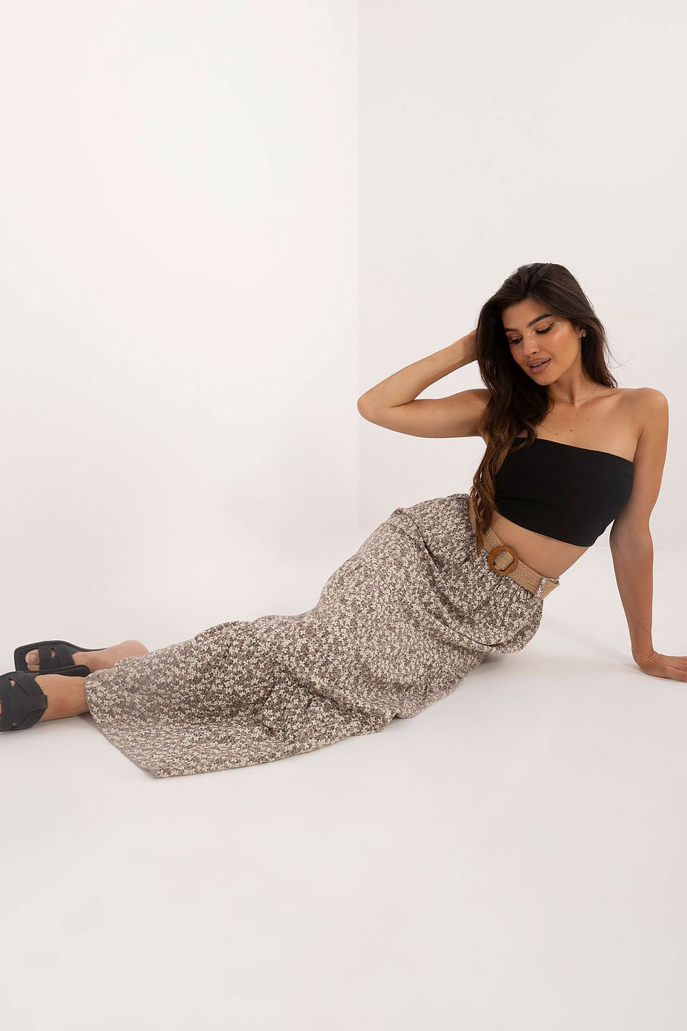 Long skirt model 198926 Italy Moda